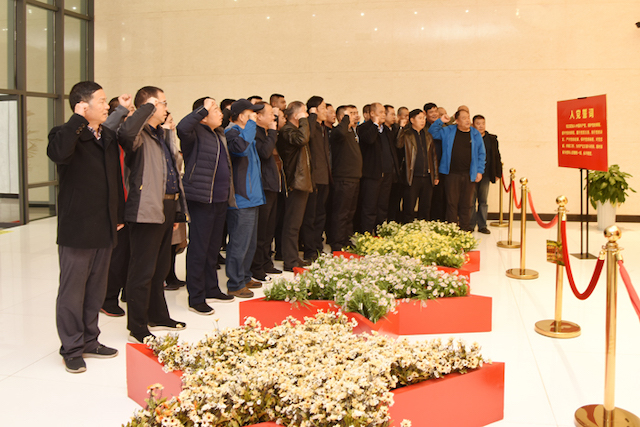 a1150e8a92e949b8819420486d8500a7.jpg 4重温入党誓词.jpg
