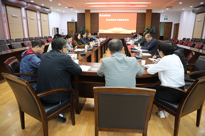 5fa512acfe3943dc88ab002612303647.jpg 会场.jpg